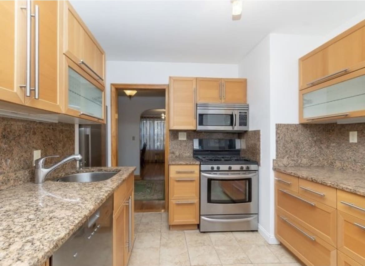 Kitchen - 60 Sutherland Rd