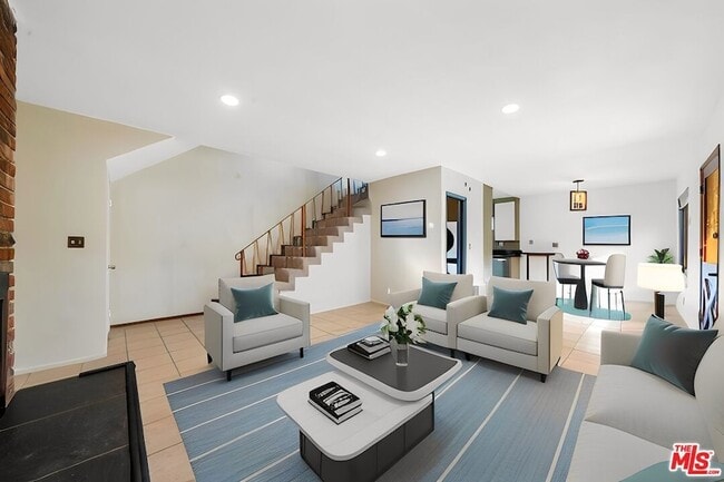 Building Photo - 11585 Riverside Dr