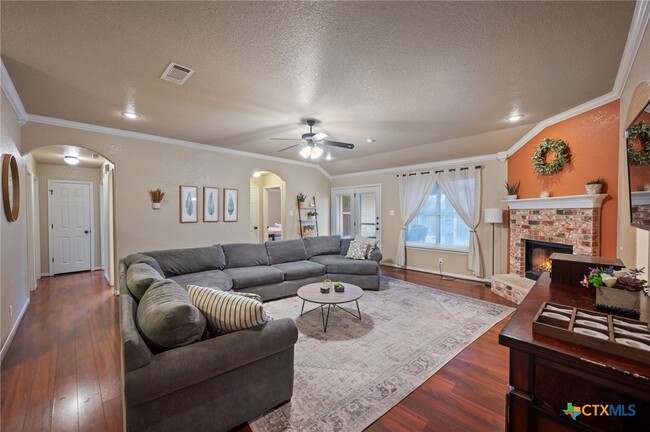 Building Photo - 3805 Republic of Texas Dr