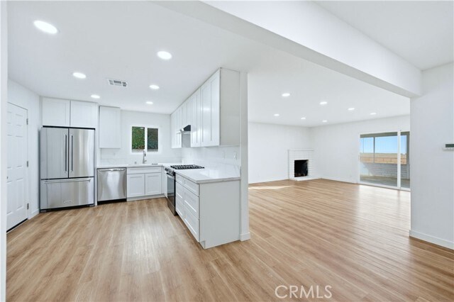 Building Photo - 419 E Payson St