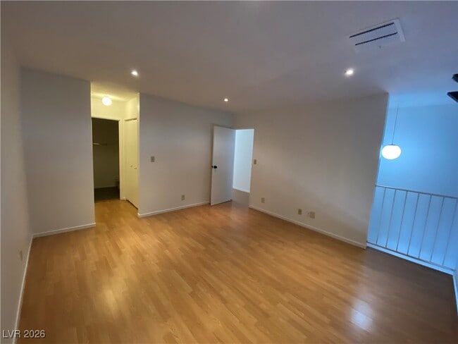 Building Photo - 6544 Ironbark Ln