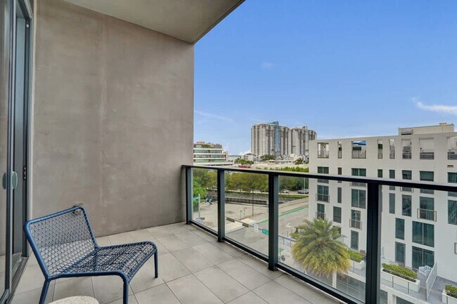 Building Photo - 1220 17th St