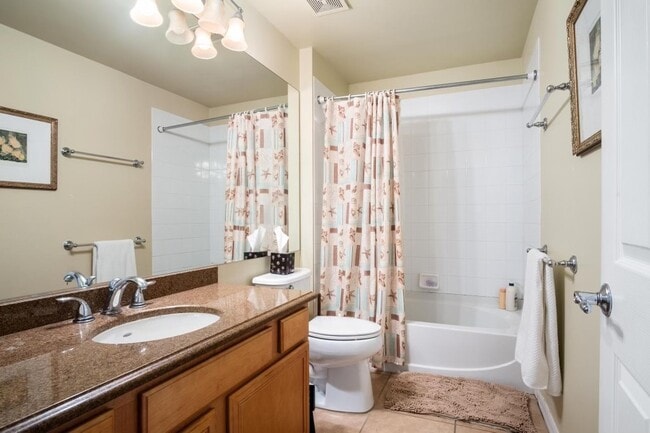 Upstairs Bathroom 2 - 2046 Mandarin Ln