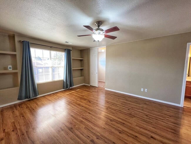 Building Photo - 10504 Woodquail Dr NW