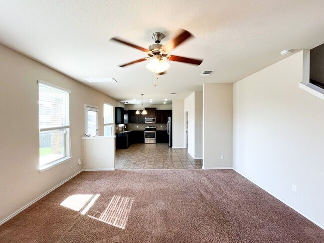Building Photo - Available NOW!!!! This gorgeous home is located in The Landing Subdivision in Killeen. This home ...