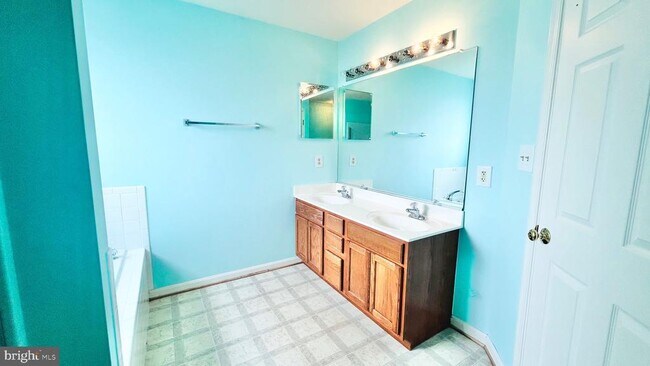 Building Photo - 11318 Wytheville Ln