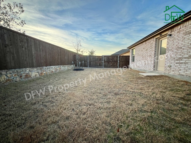 Building Photo - Charming 3-Bedroom Home for Lease in Quiet Little Elm Neighborhood!
