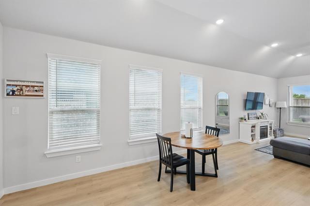 Building Photo - 1104 Silverthorne Trl