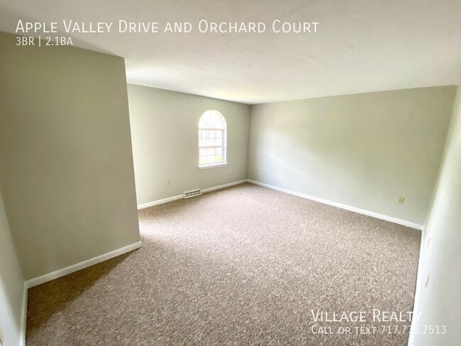 Building Photo - 710 Apple Valley Dr