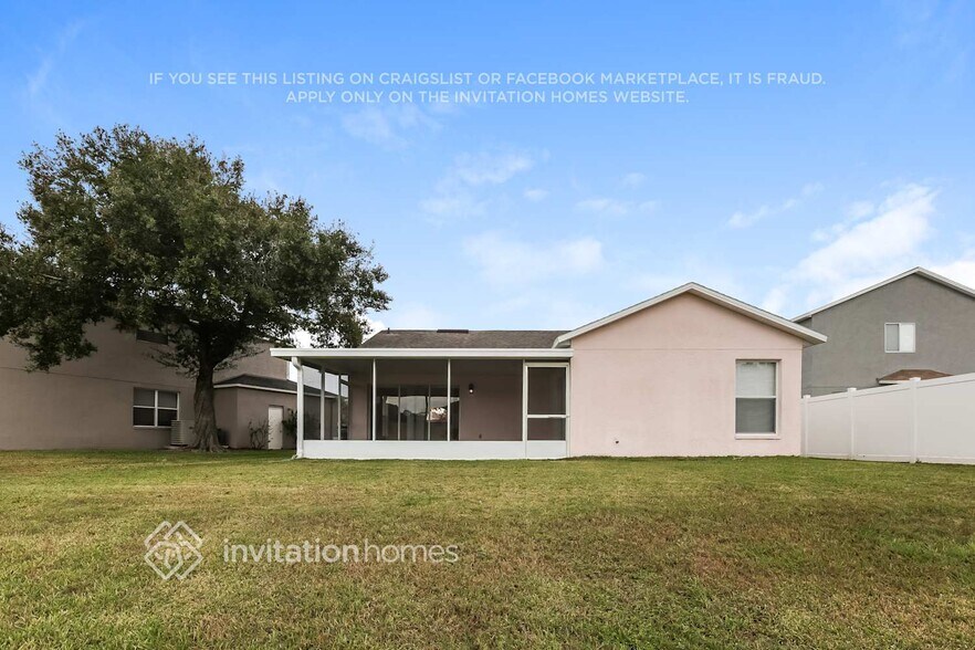 Building Photo - 27500 Waikiki Ct