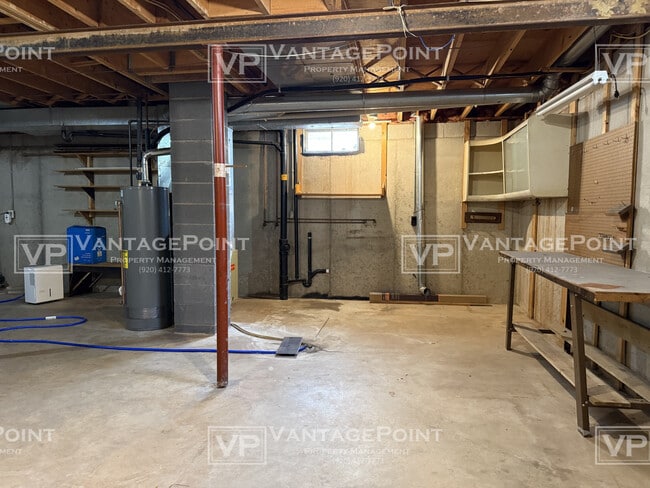 Building Photo - 2719 N Locust St