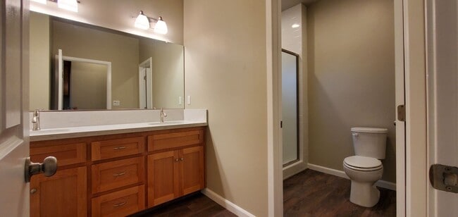 Building Photo - 432 Grand Ave