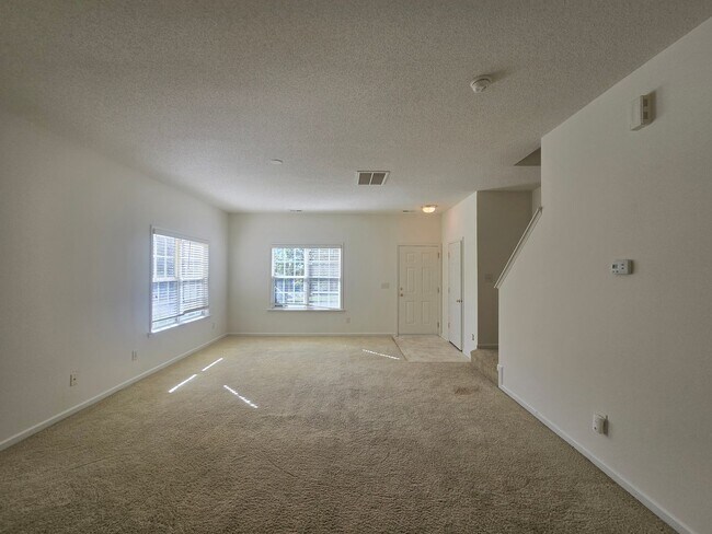Building Photo - 100 Ranger Pl
