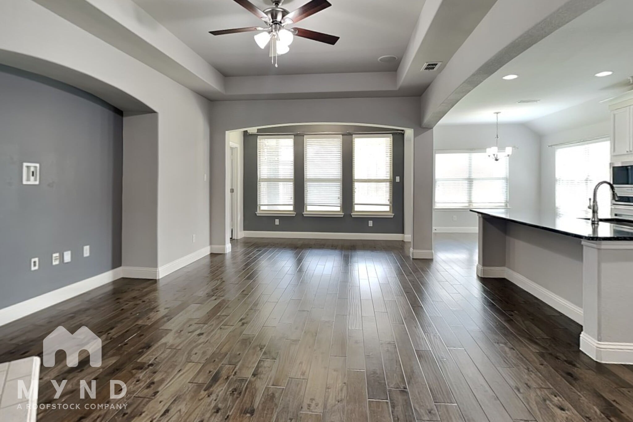 Building Photo - 1008 Rose Garden Dr