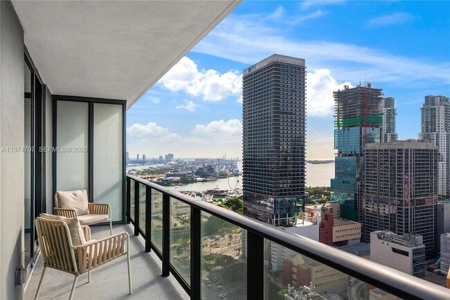 Building Photo - 159 NE 6th St