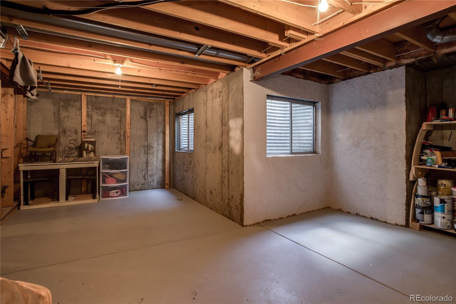 Building Photo - 2862 W Long Dr