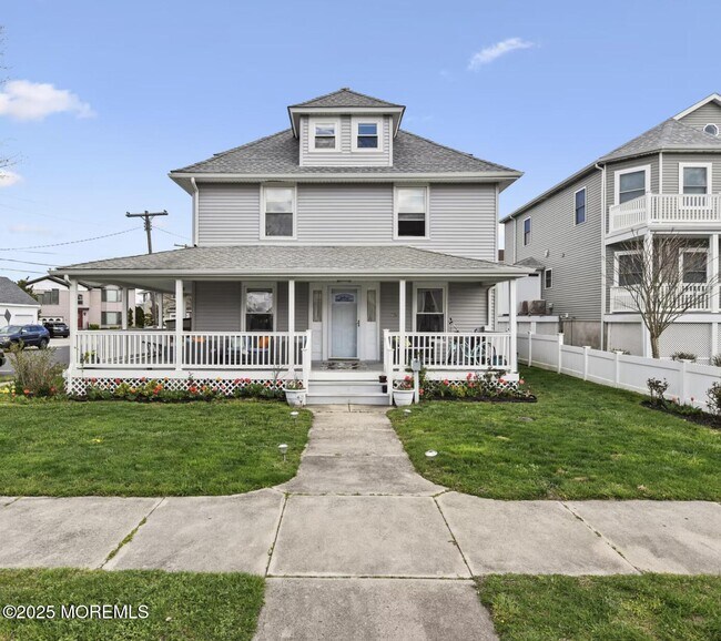 Primary Photo - 119 Forman Ave