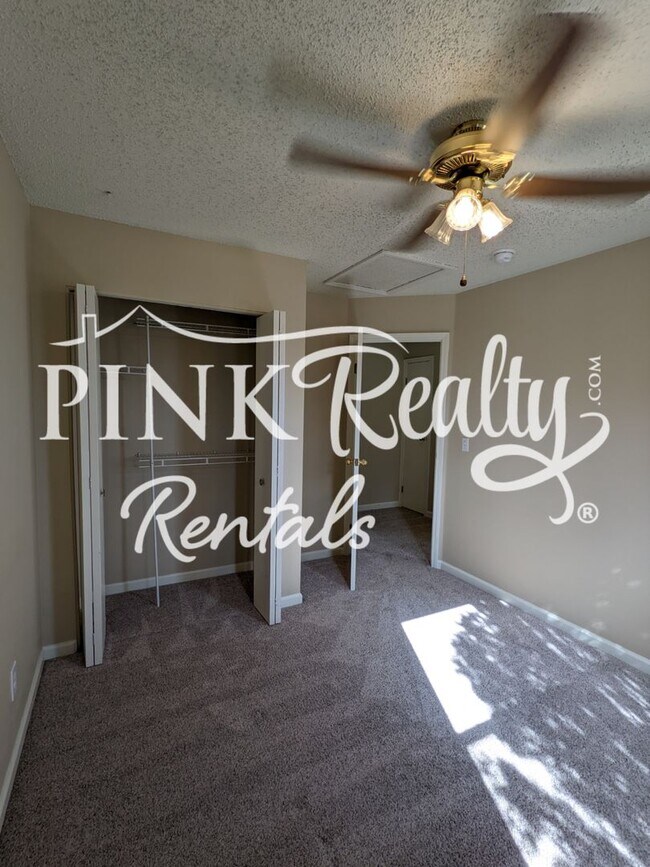 Building Photo - 415 Garwood Ct