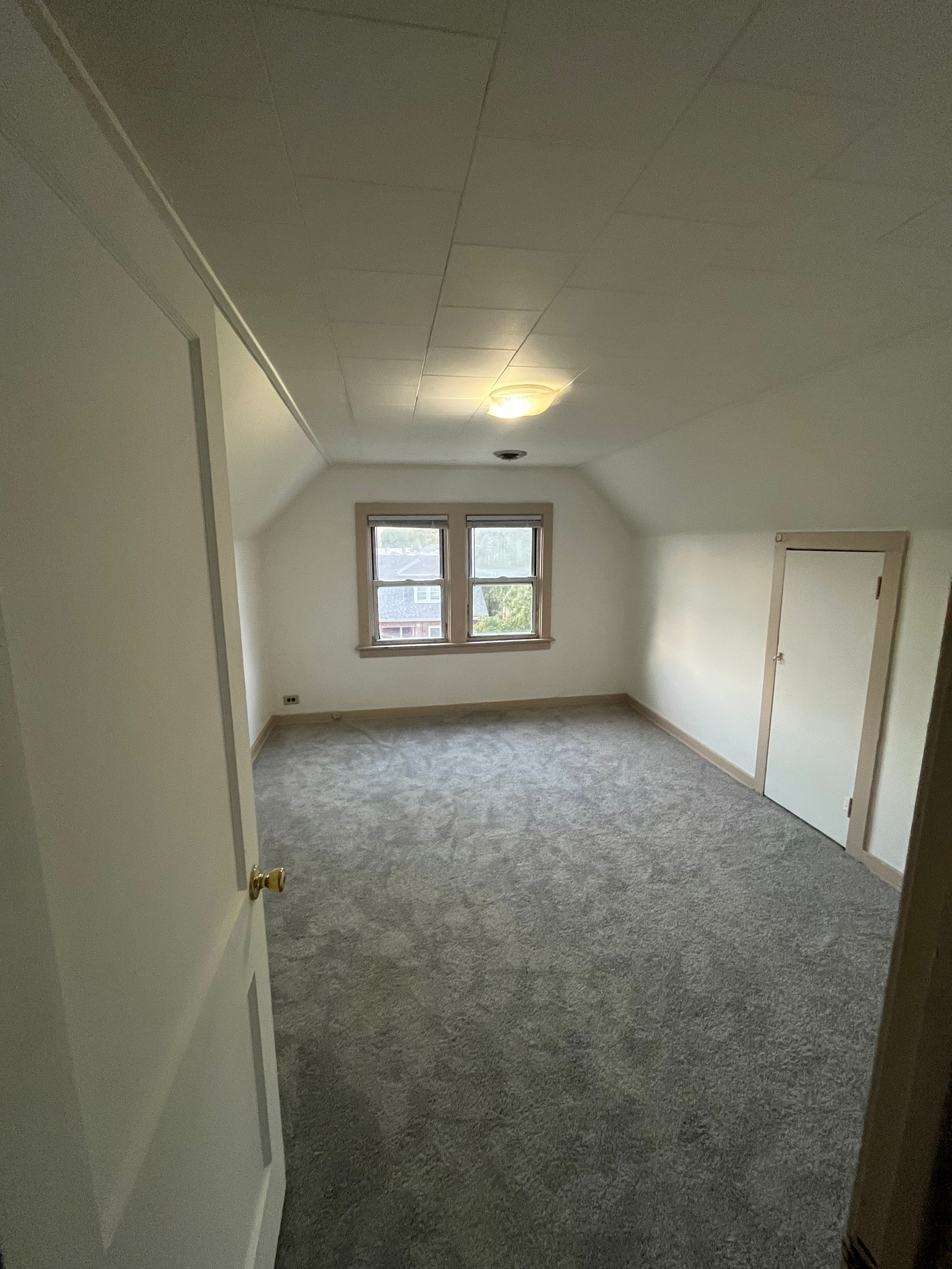 Building Photo - 5131 W Dakin St