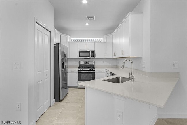 Building Photo - 19617 Hinkley Dr