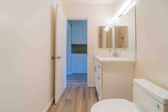 Guest bathroom - 11871 Idaho Ave