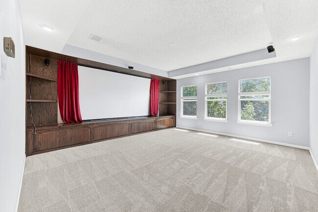 Building Photo - 1413 Westmont Dr