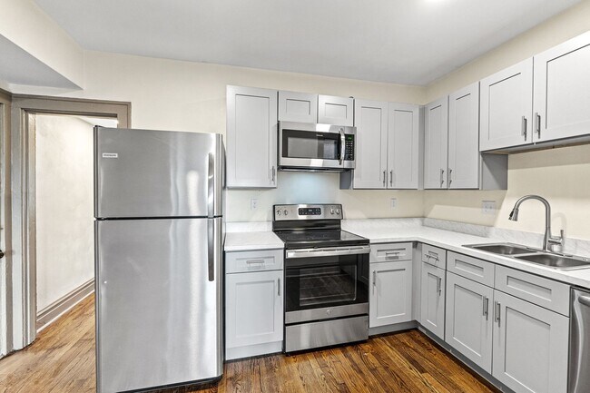 Building Photo - 3805 S Kingshighway Blvd