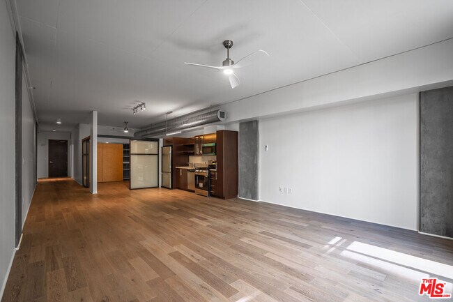 Building Photo - 1111 S Grand Ave