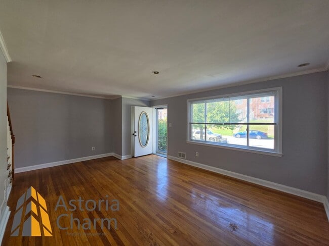 Building Photo - 1609 Northbourne Rd