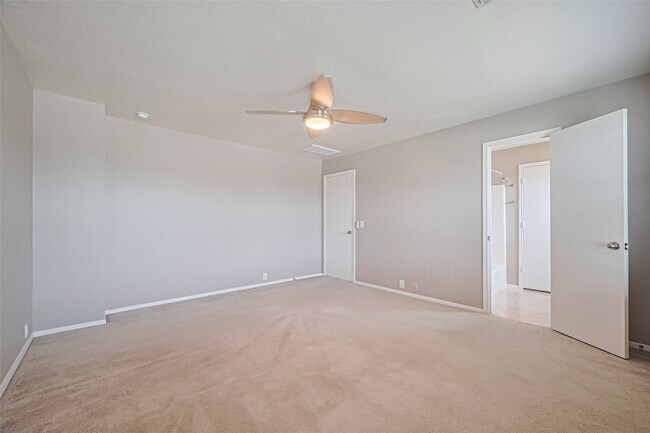 Building Photo - 2307 Emory Knoll Dr