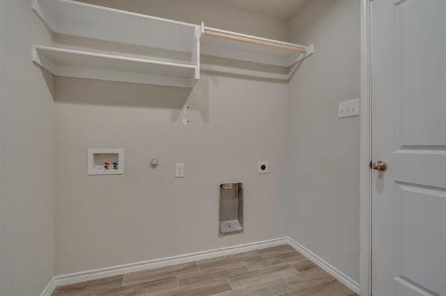 Building Photo - 311 High Pt Wy