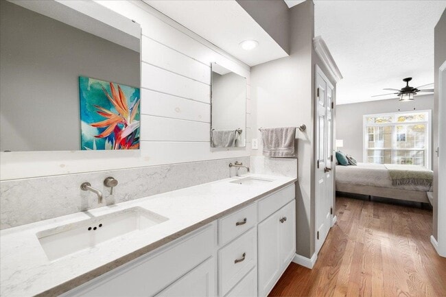 Building Photo - 1 Summer Snow Ln