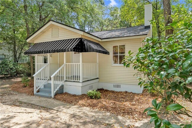 Building Photo - 4805 Chaudron Dr