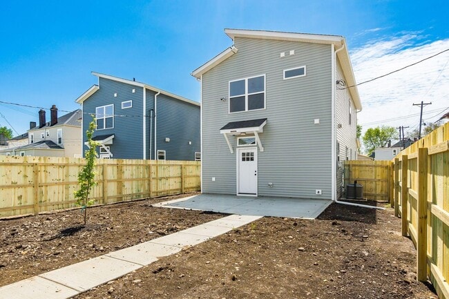 Building Photo - 1448 Wendell Ave
