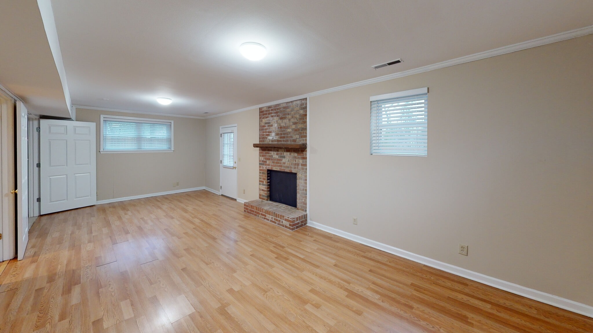 Building Photo - 3076 Speicher Cir