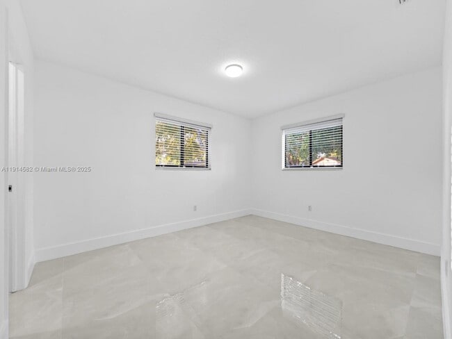 Building Photo - 19850 Franjo Rd