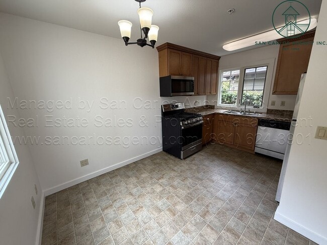 Building Photo - Perfectly Located Pacific Grove Craftsman ...