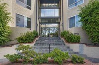 Building Photo - 8960 Cynthia St