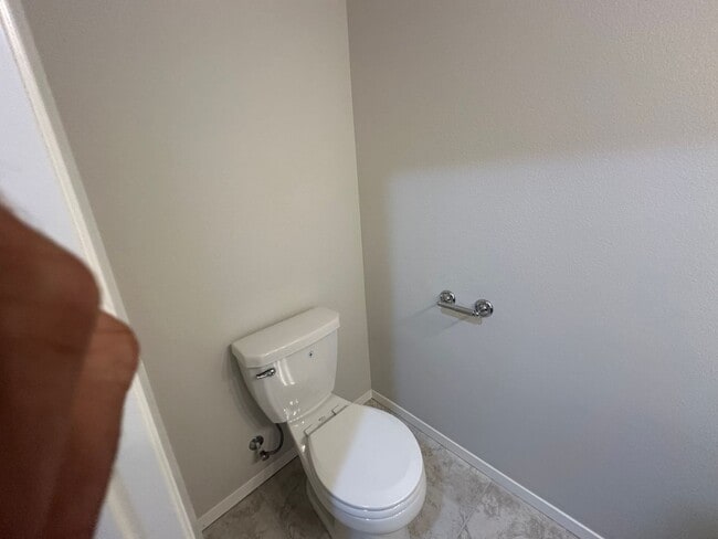 Building Photo - New - 4 bedroom in Bixby - Gated Community