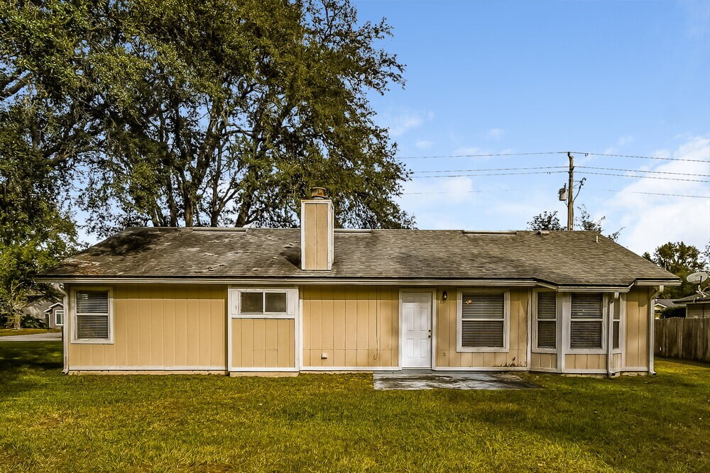 Building Photo - 1903 Farm Way