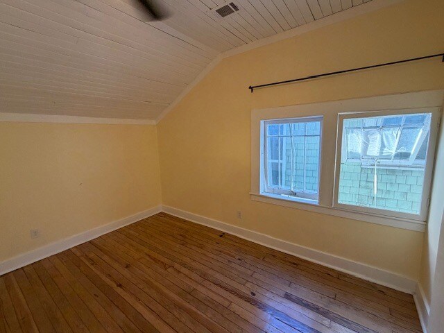 Building Photo - 1112 E Duffy St