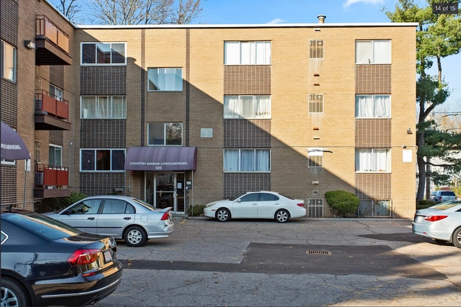 Building Photo - 120 Bradlee St