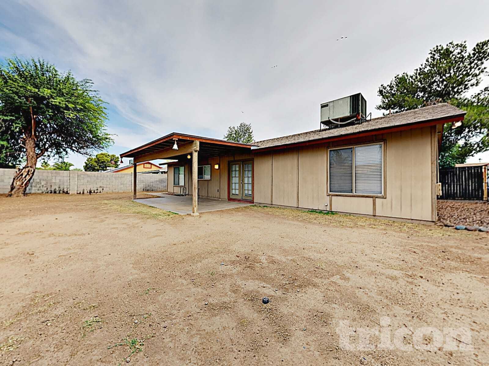 Building Photo - 1113 W Runion Dr