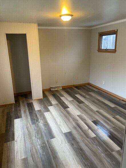 Building Photo - 3919 N Sherman Blvd