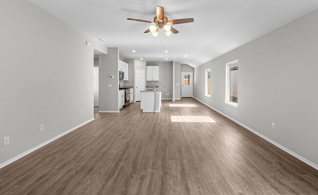 Building Photo - 25477 Blossom Ct