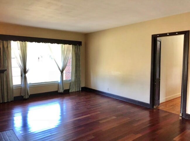 Building Photo - 1619 Jones Blvd