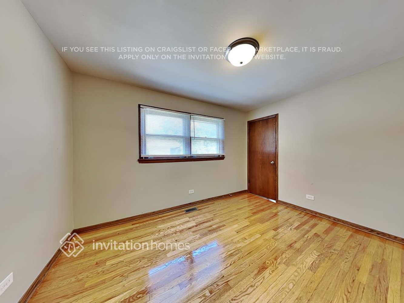 Building Photo - 16142 Grove Ave