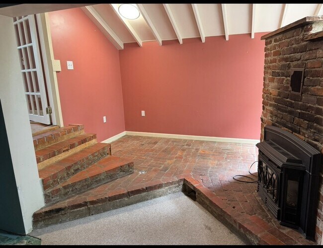 Building Photo - 2802 Cordry Ct