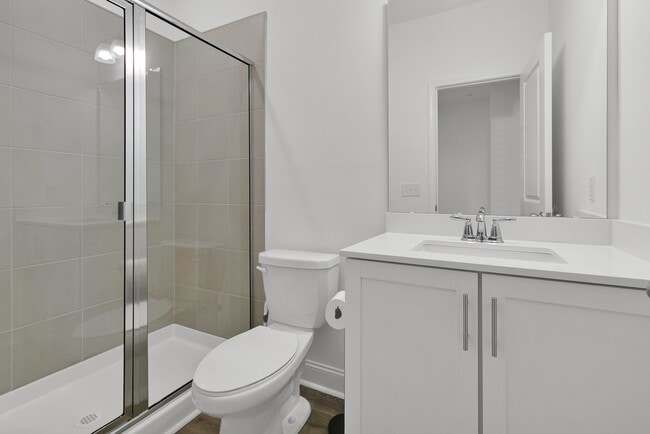 Building Photo - 502 Twin Rivers Dr