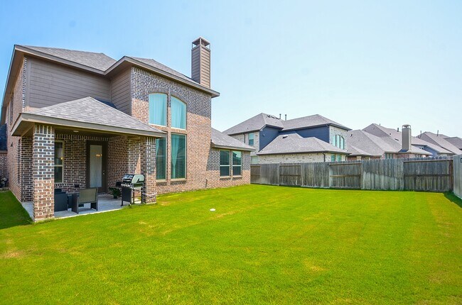 Building Photo - 3711 Lake Falls Dr